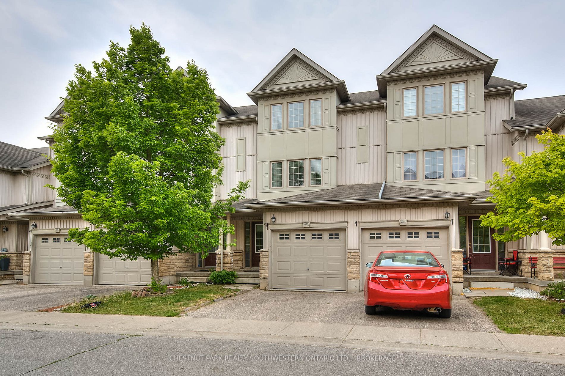 A04 110 Activa Ave, Kitchener Sold, X6112676 Condos.ca