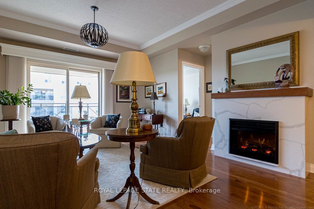 704 4000 Creekside Dr, Dundas Sold, X6763564 Condos.ca