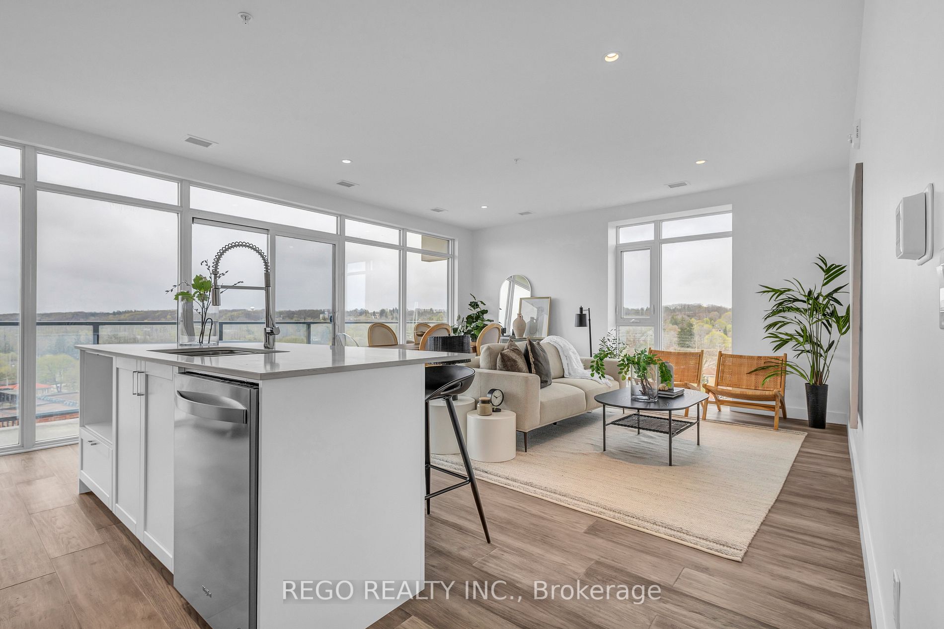 1014 15 Glebe St, Cambridge Terminated, X7037410 Condos.ca