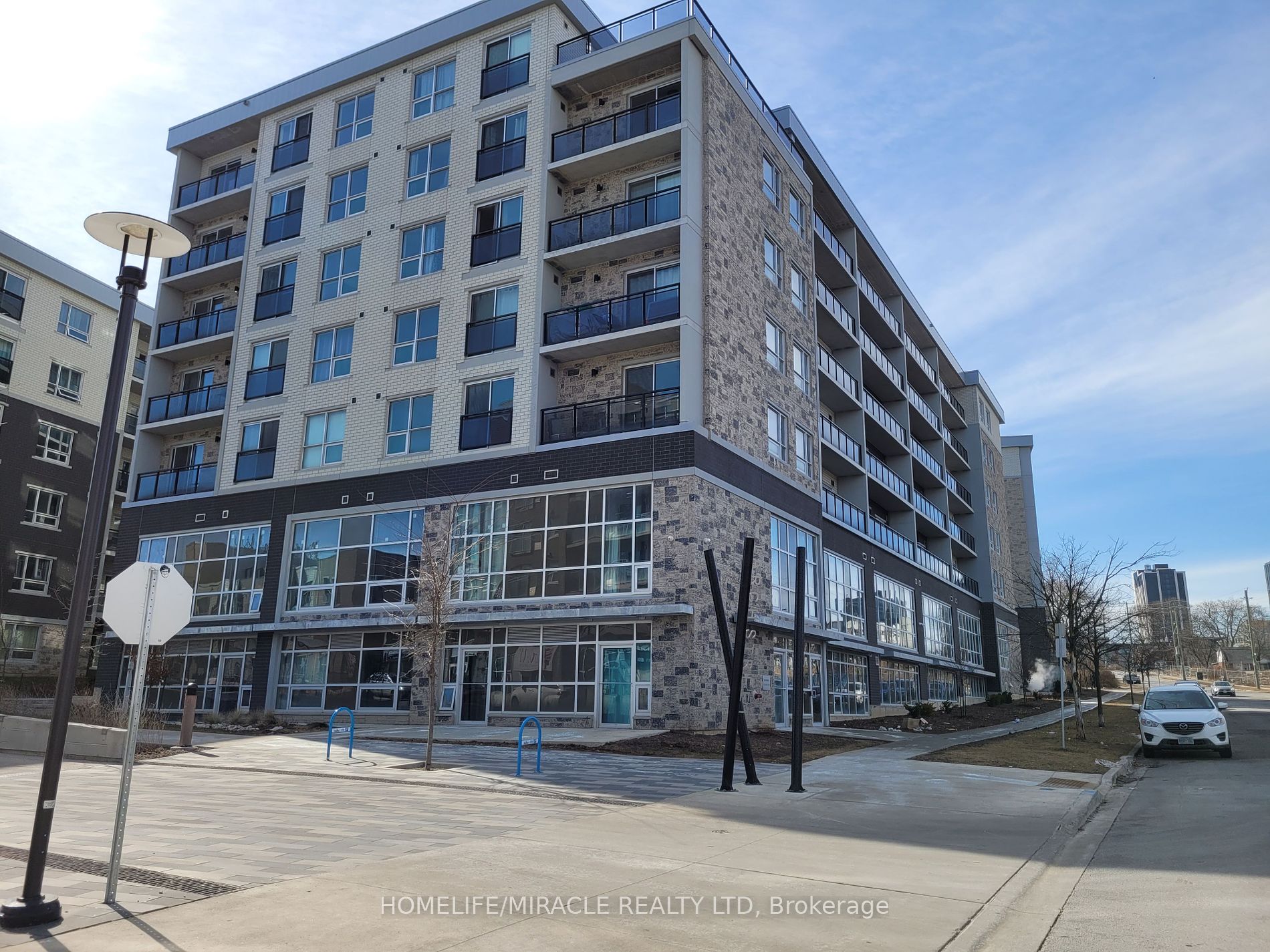 G510 - 275 Larch St, Waterloo | Expired, X8093332 | Condos.ca