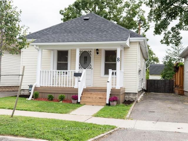 8 MARREN St