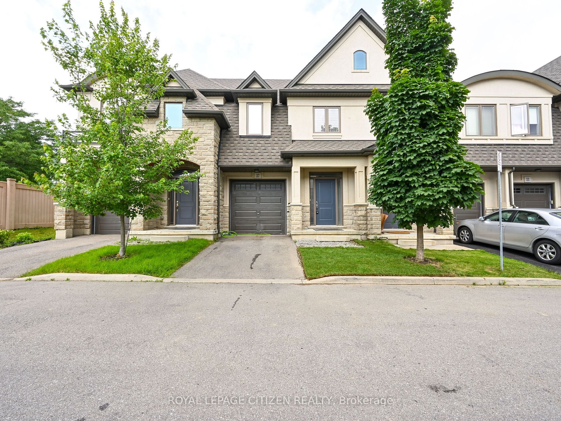 37 Sonoma Valley Cres, Hamilton Sold, X9031571 Condos.ca