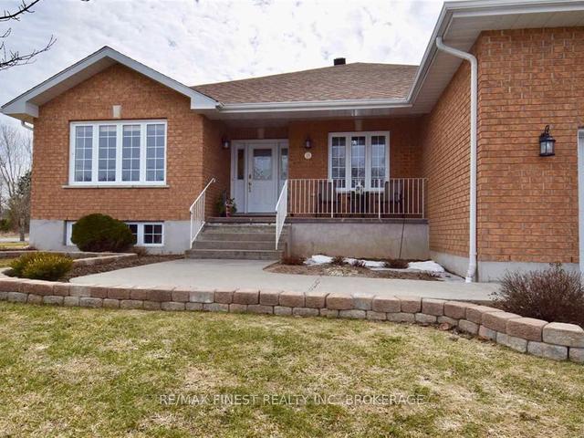 18 Springbrook Dr
