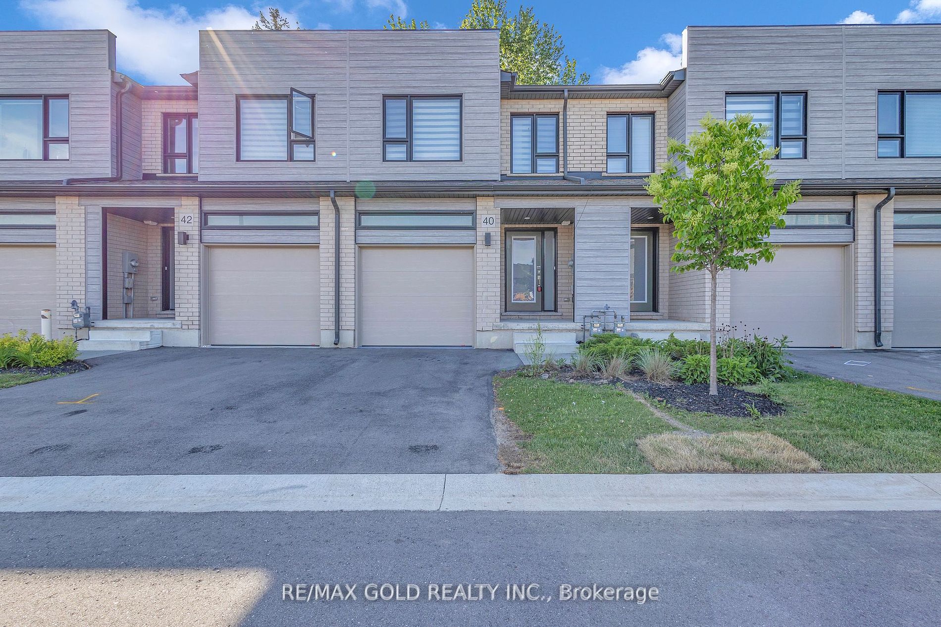 40 Pony Way, Kitchener Sold, X9267738 Condos.ca