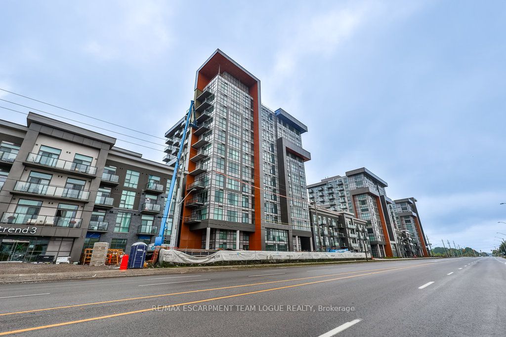 813 470 DUNDAS St E, Waterdown For Rent 2,300 Condos.ca