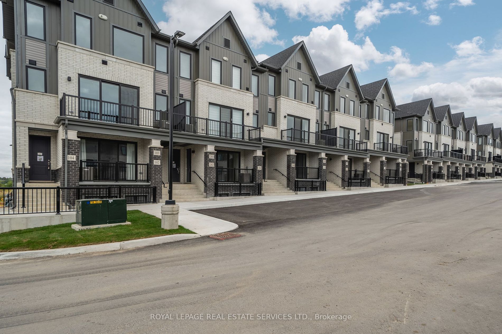 204 160 Densmore Rd, Cobourg For Rent 2,450 Condos.ca