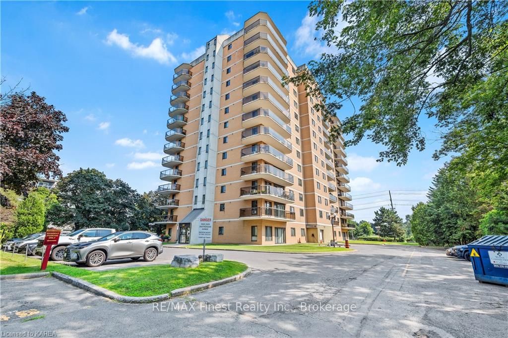 304 257 BATH Rd, Kingston For Sale 434,900 Condos.ca