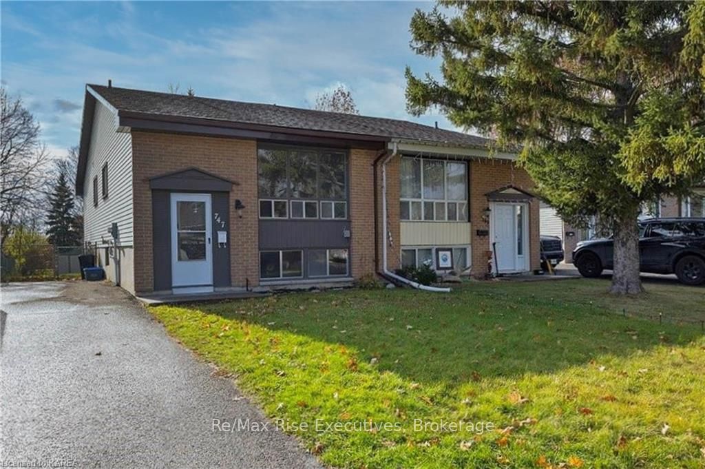 1 747 GROUSE Cres, Kingston For Rent 2,295 Condos.ca