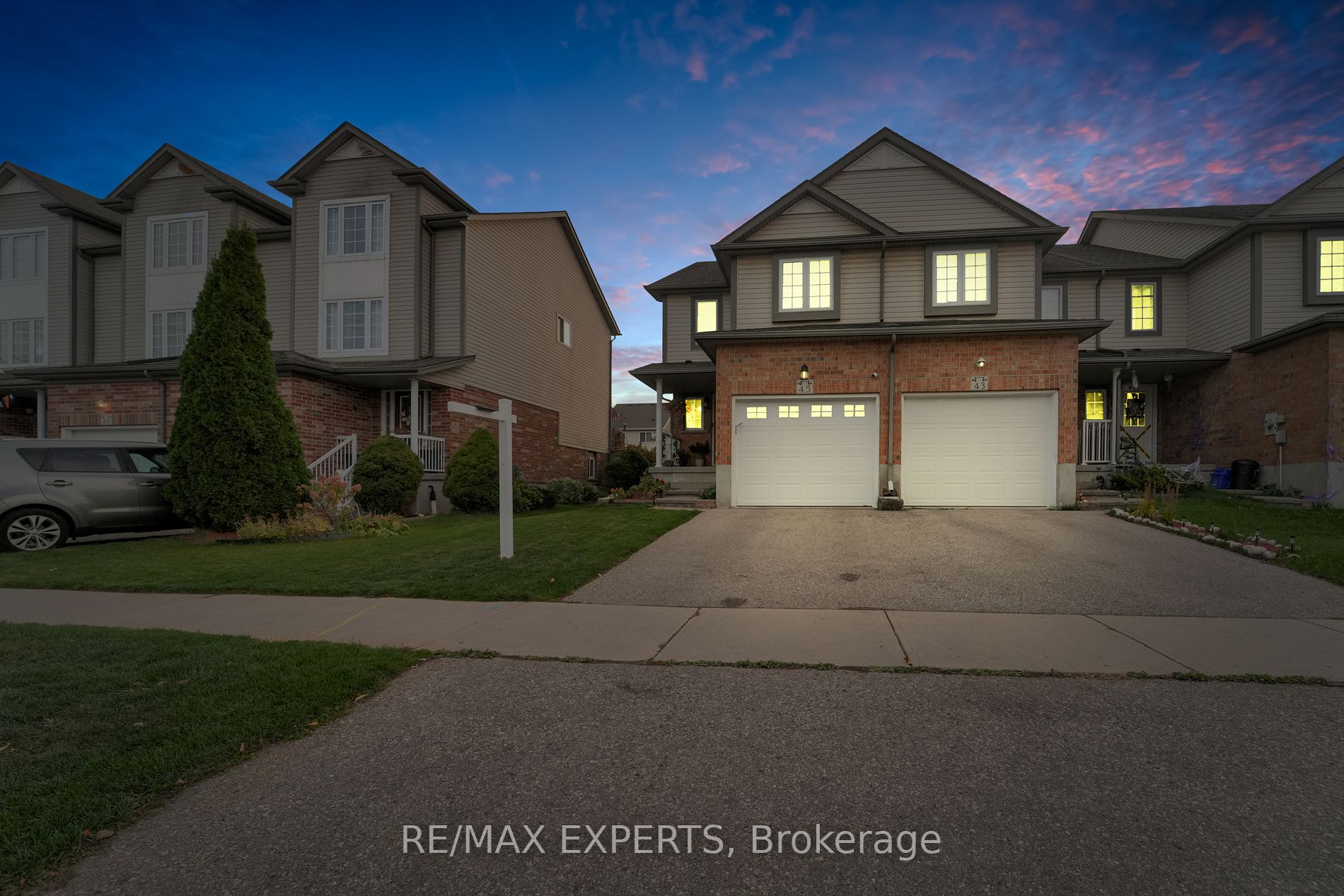 45 Max Becker Dr, Kitchener For Sale 729,900 Condos.ca