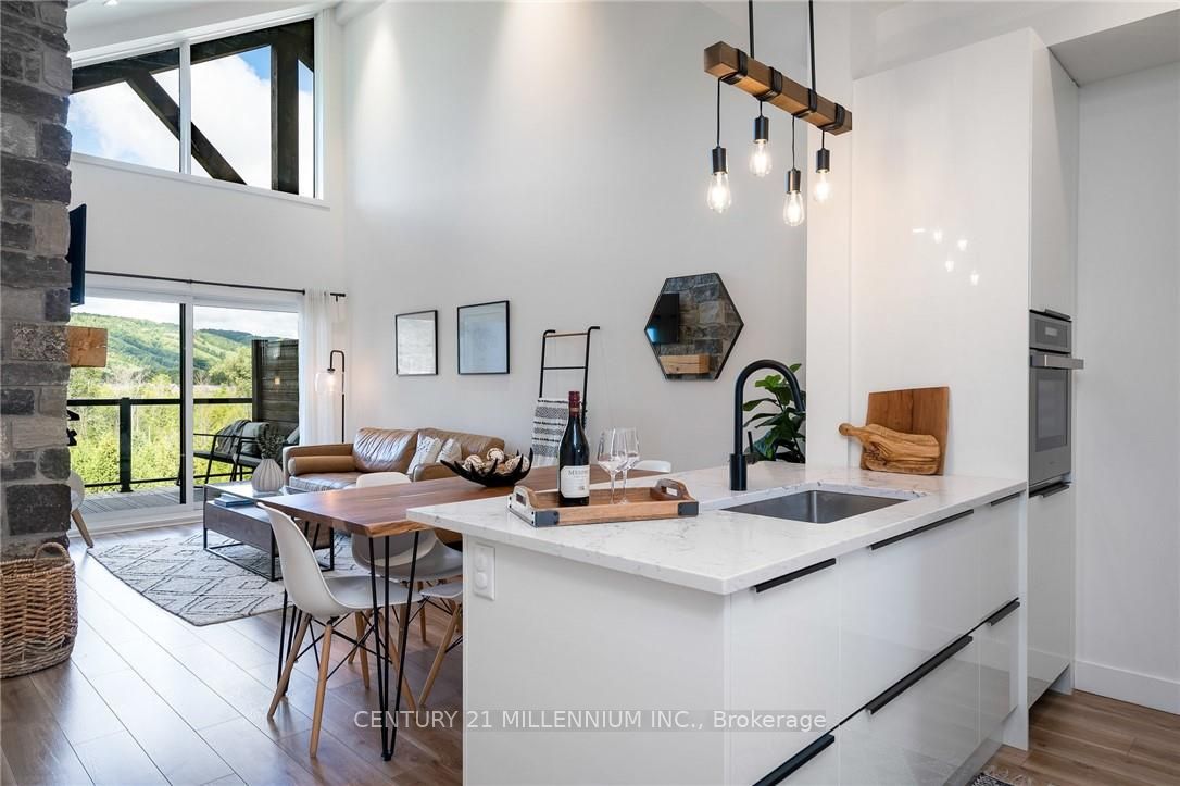 406 16 Beckwith Lane W, The Blue Mountains For Sale 769,000