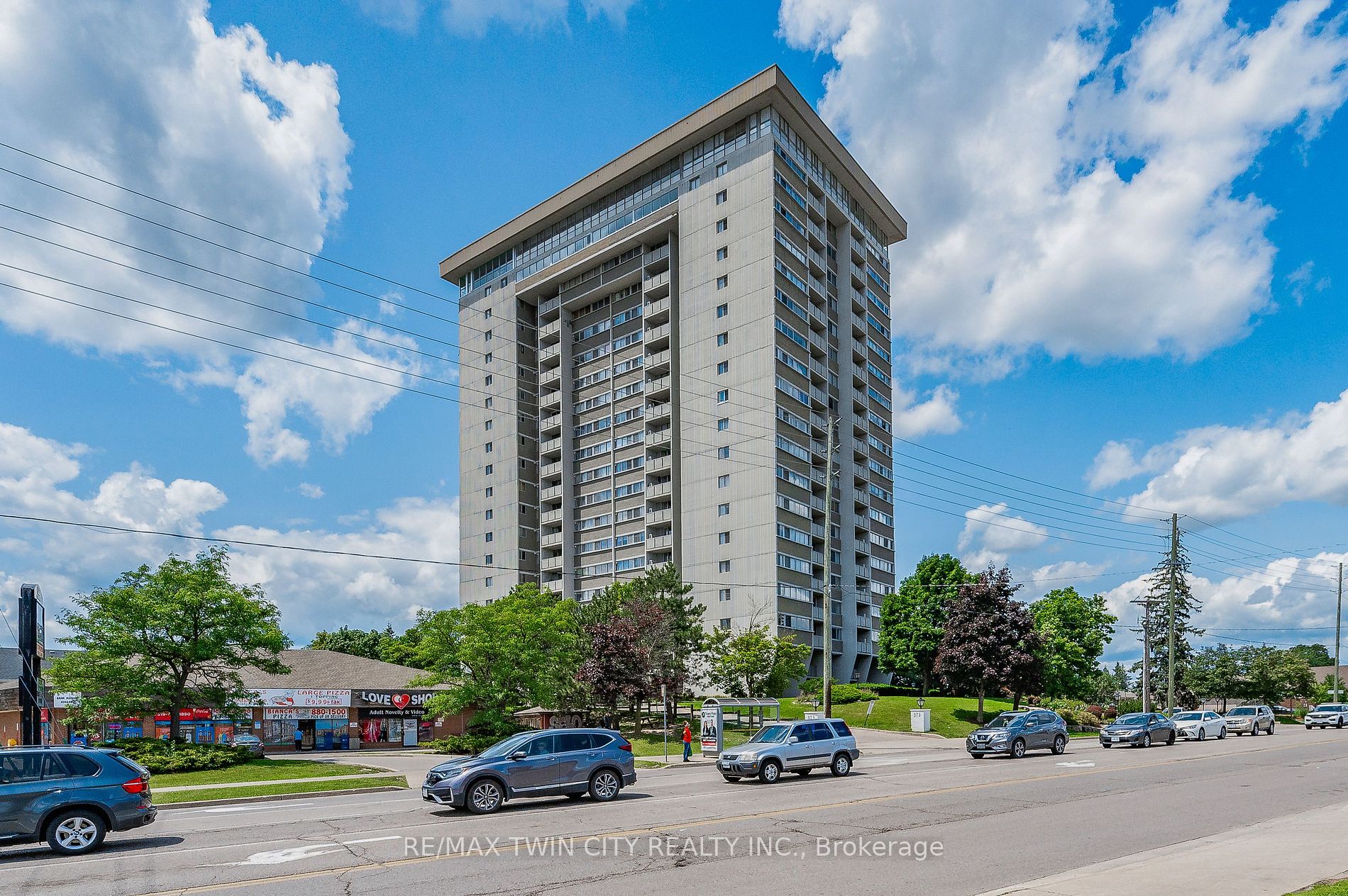 707 375 King St N, Waterloo For Sale 345,000 Condos.ca
