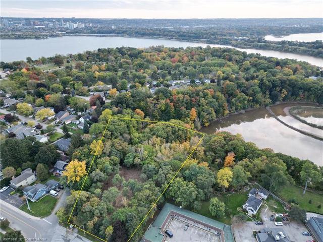 1104 Botanical Drive