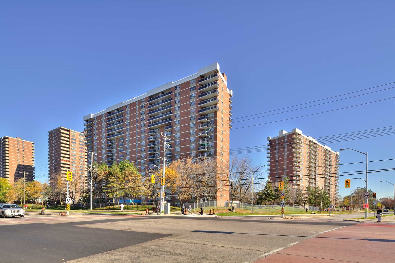 Condos for Sale in Mount Olive Silverstone Jamestown Condos.ca